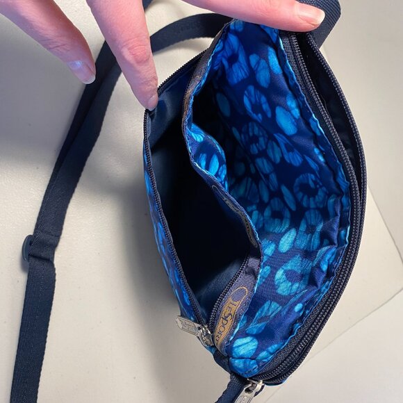 LeSportsac Crossbody Bag in Tulum (Blue Tie Dye) Pattern, Lightweight Travel - Picture 4 of 13